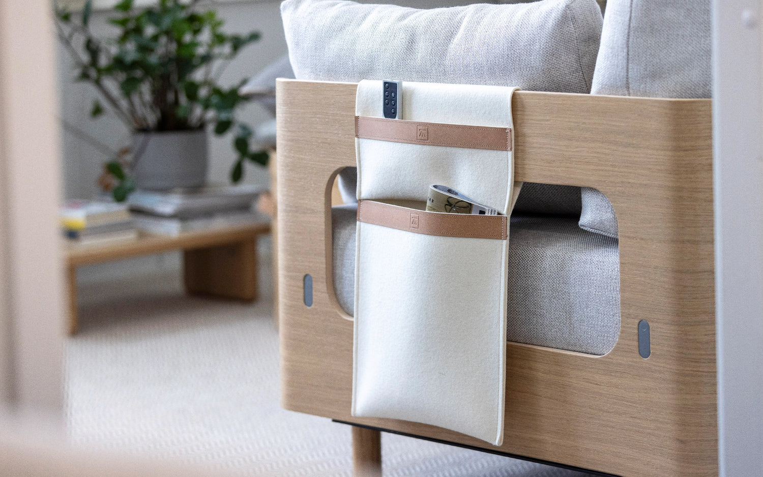 Sivu side storage pocket, off-white