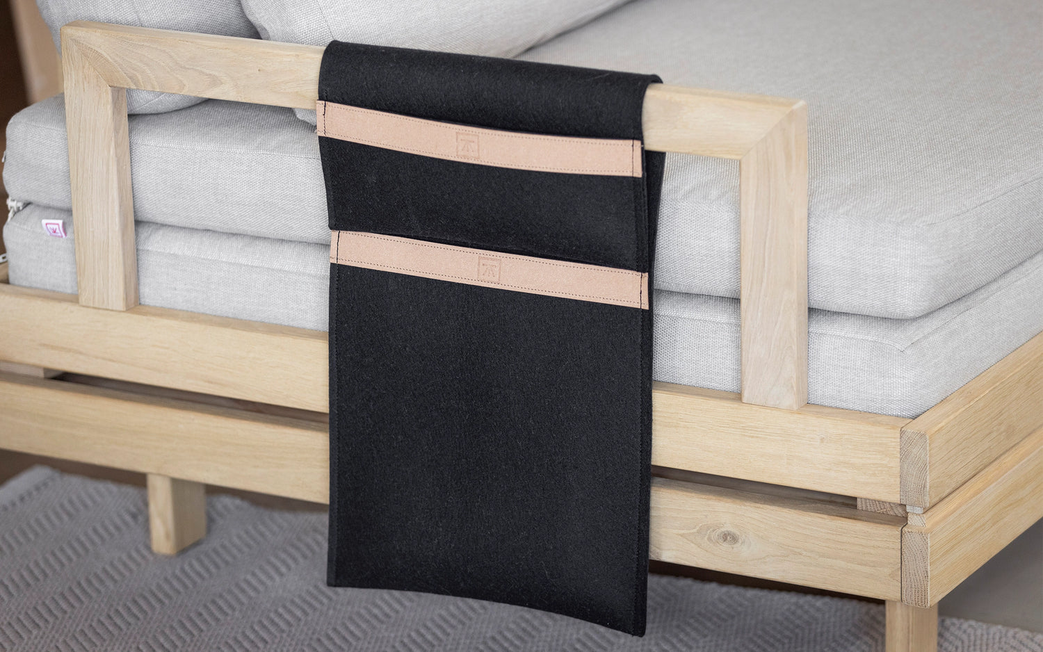 Sivu side storage pocket, black