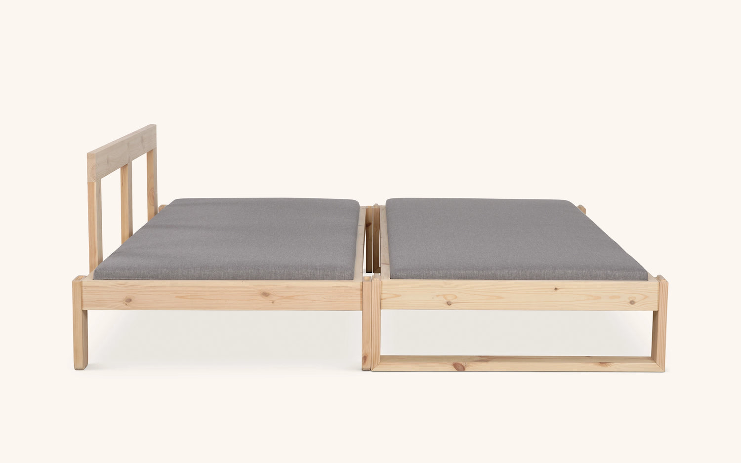 Kaiku -vuodesohva, mänty-vaalean harmaa